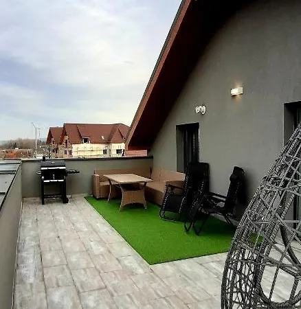 Вілла Leo Penthouse Coresi Mountain View