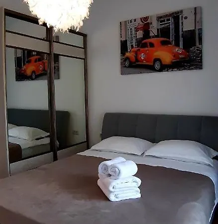 Leo Penthouse Coresi Mountain View * Брашов